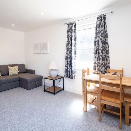 Rowan - Three Tuns Apartments , Wickham Market - By Aldeburgh Coastal Cottages Pettistree Eksteriør bilde